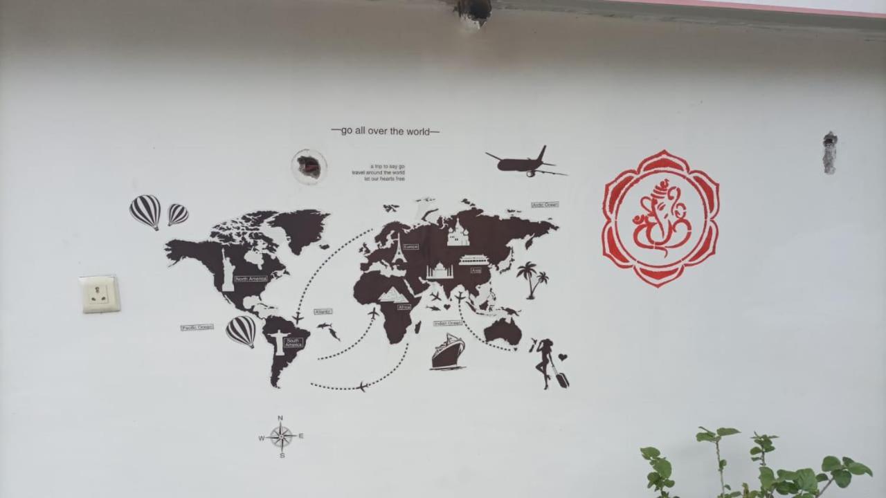 Hobbit House Hostel Rishīkesh Eksteriør bilde